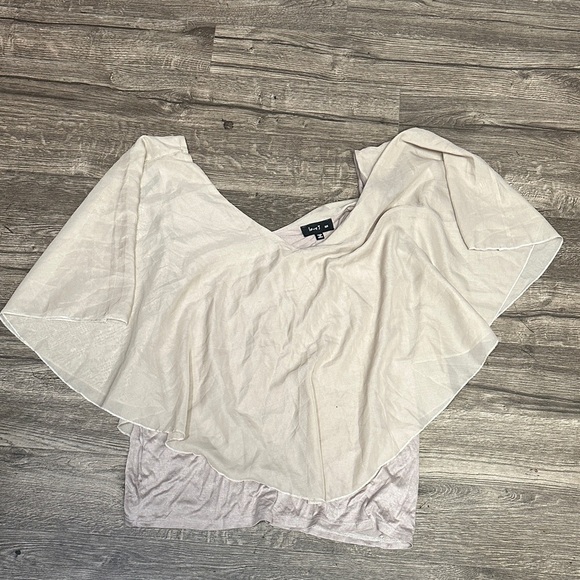 Love J Off-Shoulder Cream Blouse - Picture 4 of 4